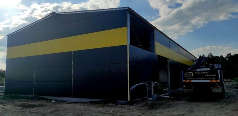 Budowa hali magazynowej o pow. 750m2 z czarno-żółtą elewacją